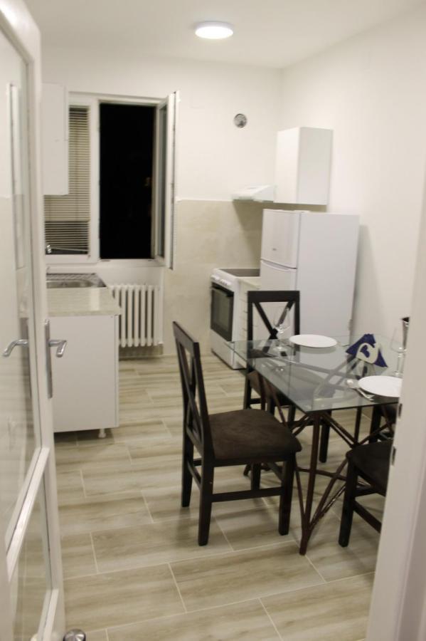 Apartment 51 - Bright, Spacious, Lux 1 Bedroom In The City Center - Stari Grad Belgrade Extérieur photo